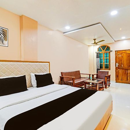 Super Townhouse Mancherial Mancheral Bagian luar foto