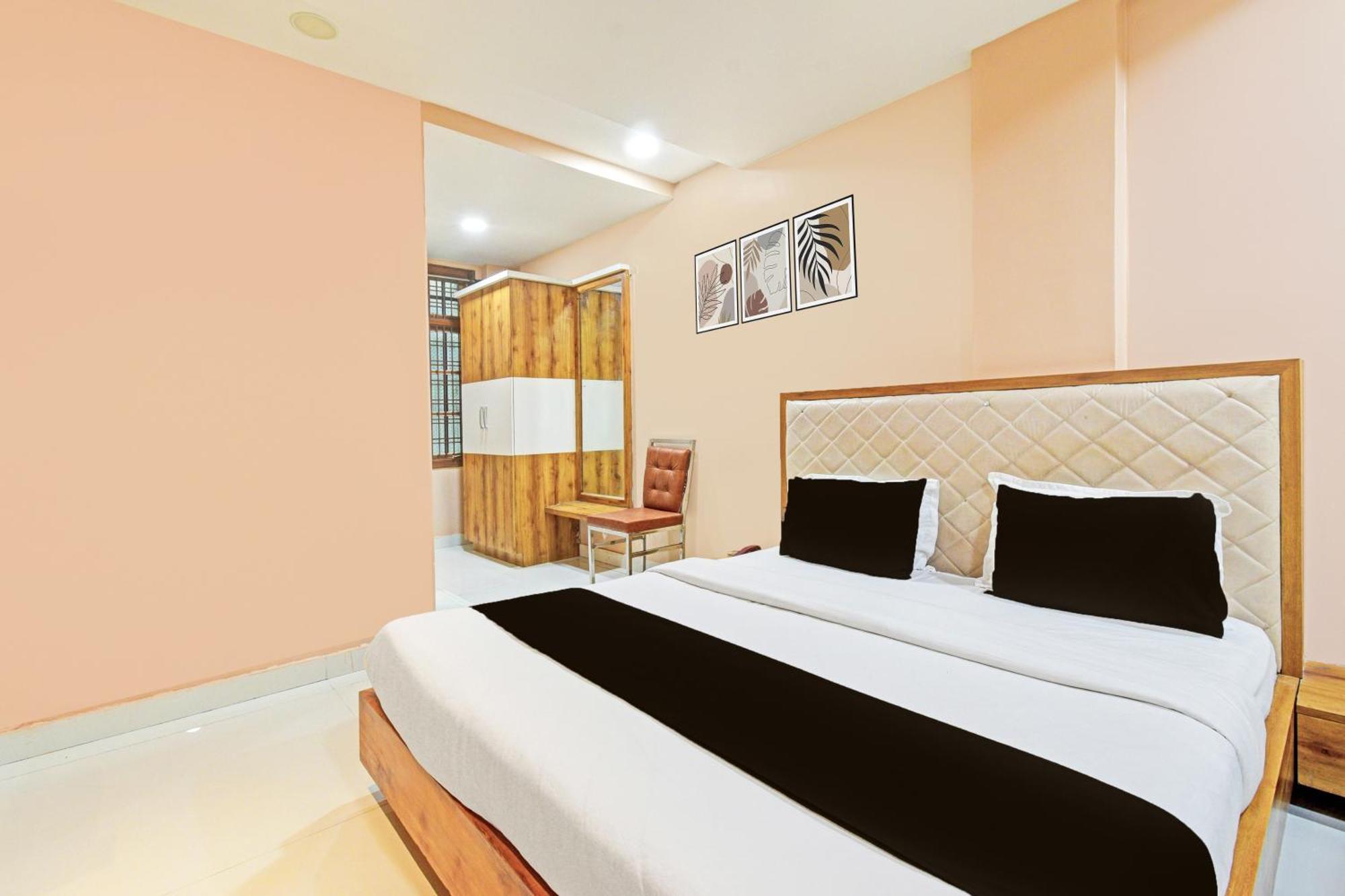 Super Townhouse Mancherial Mancheral Bagian luar foto