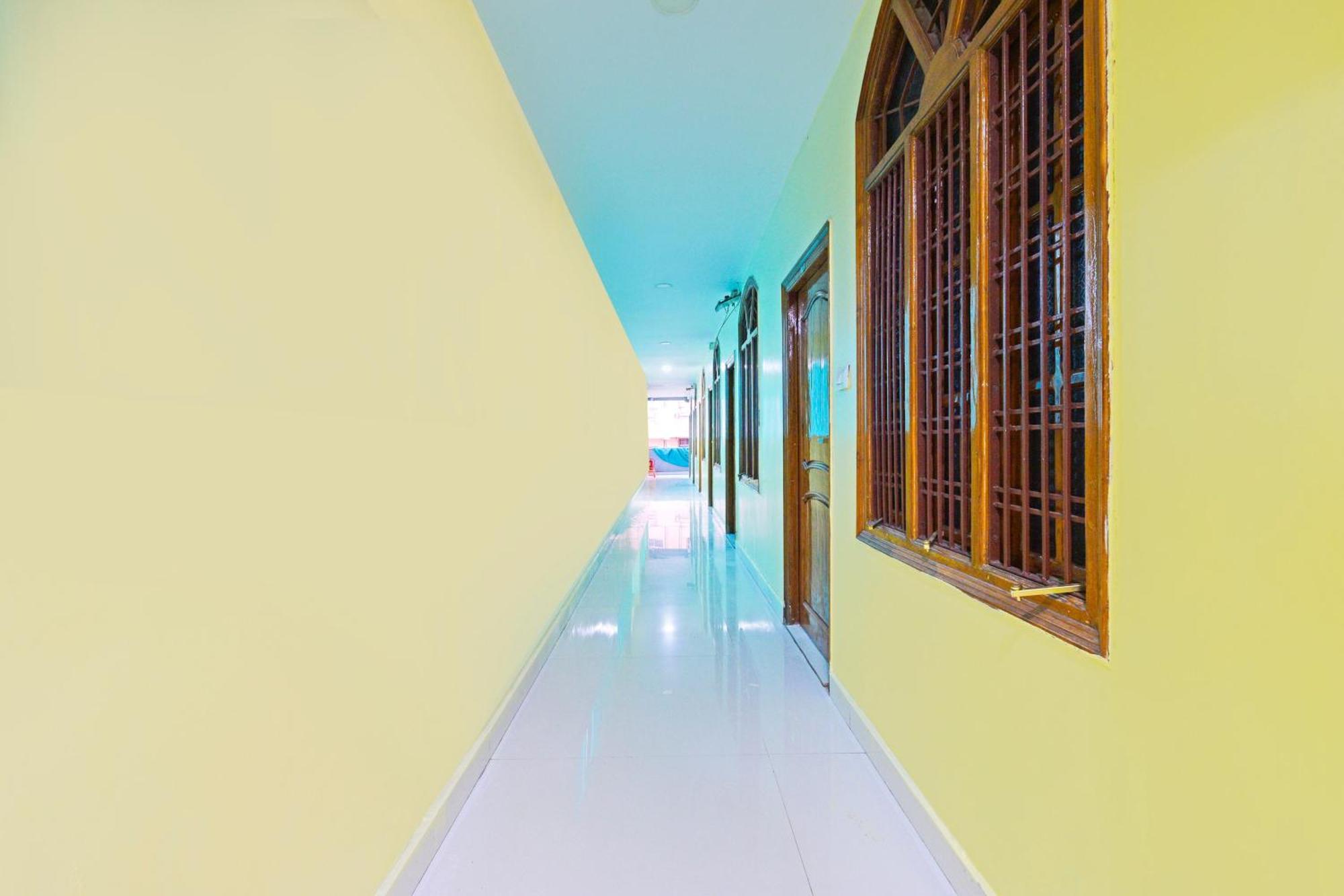 Super Townhouse Mancherial Mancheral Bagian luar foto