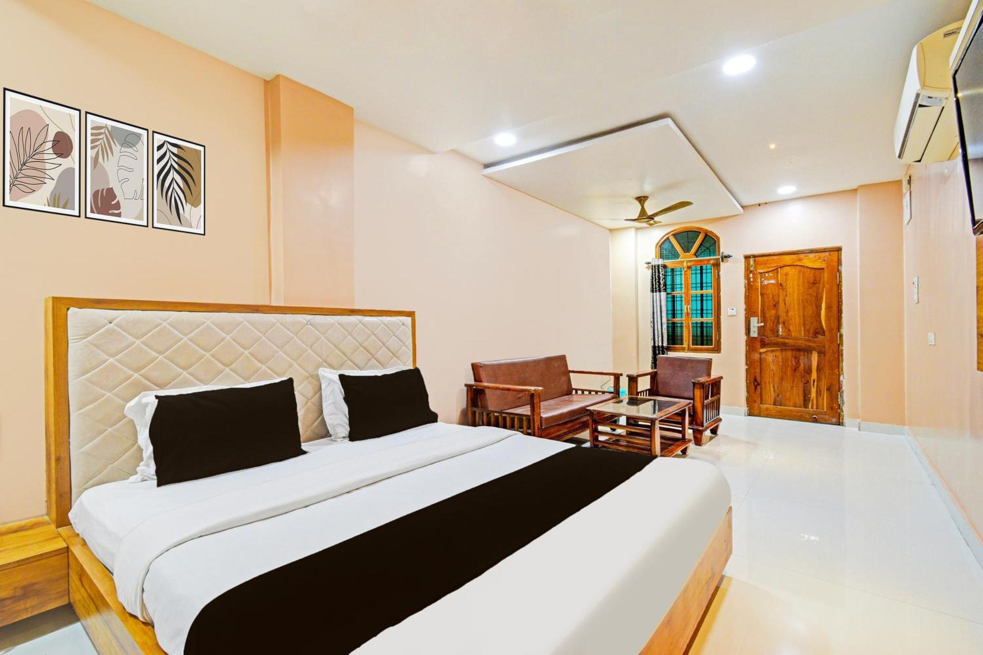 Super Townhouse Mancherial Mancheral Bagian luar foto