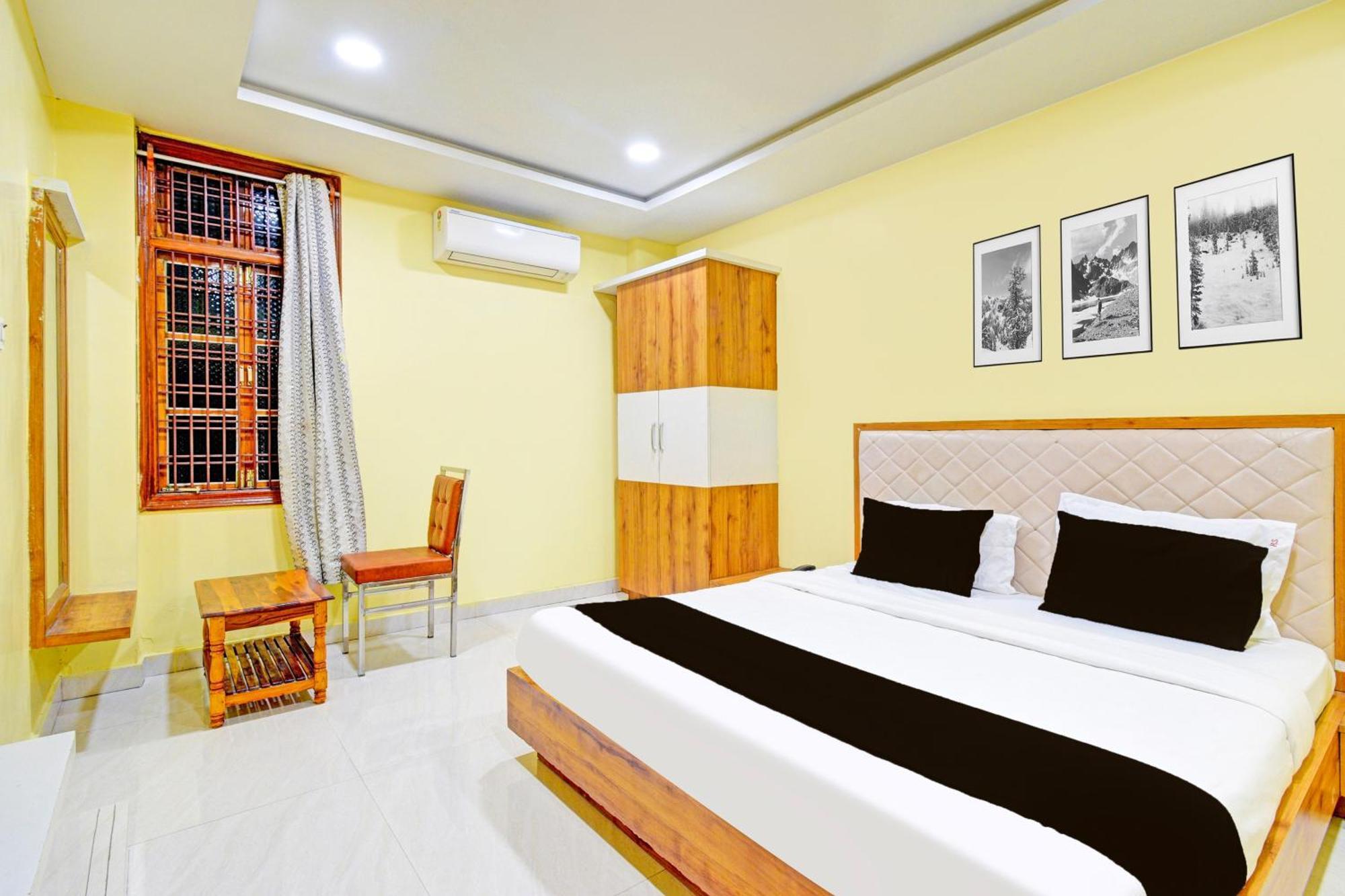Super Townhouse Mancherial Mancheral Bagian luar foto